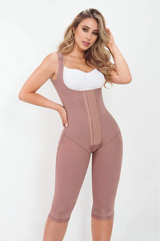 Faja Colombiana LG225 –h4 Orificios internos Control total, Curvas impactantes